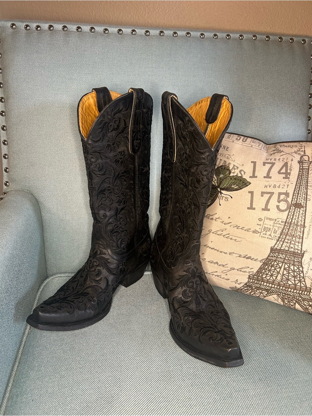 Old Gringo Black Floral Embroidered Western Boots